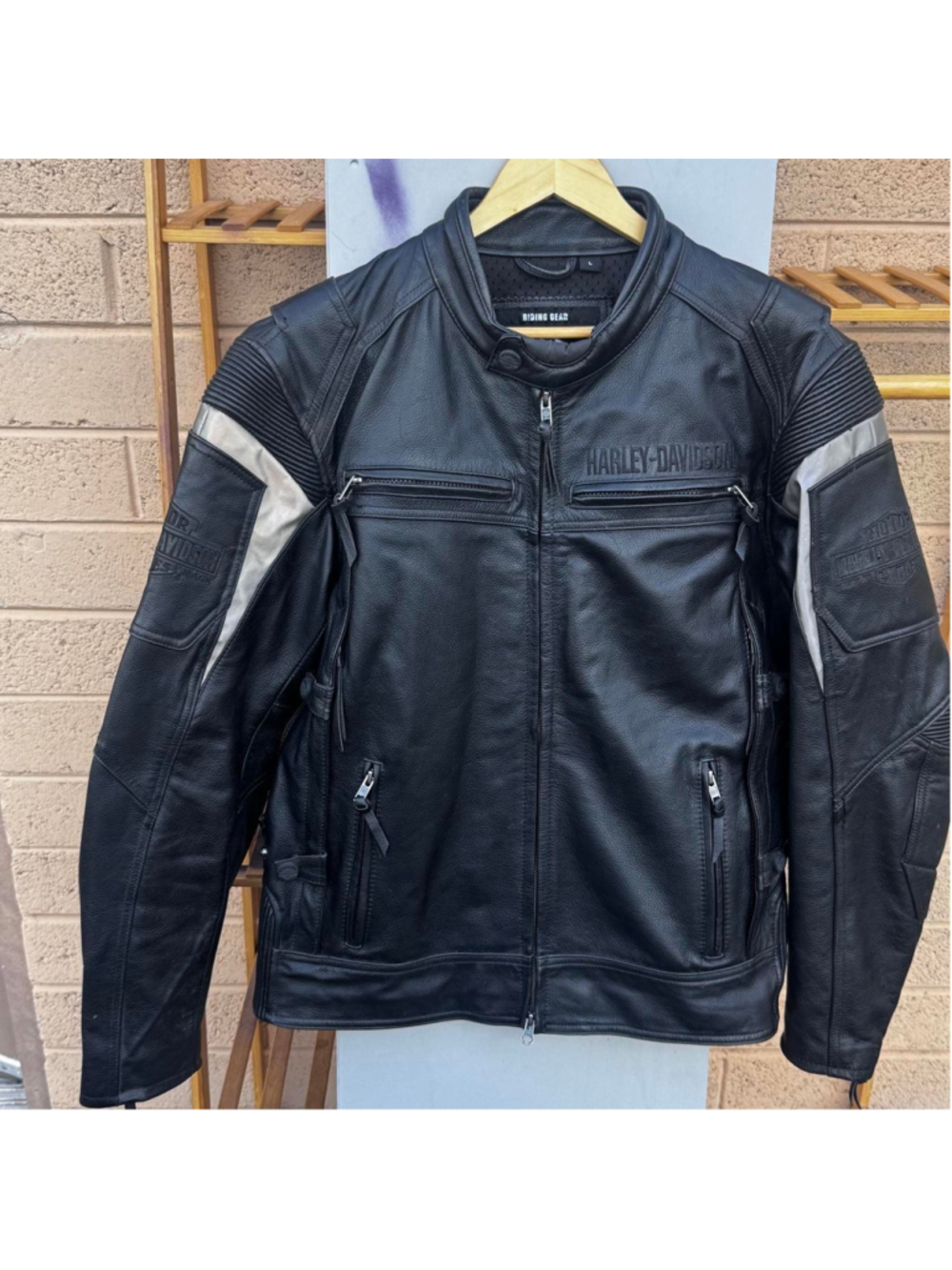 Harley Davidson black leather moto jacket with silver panels Women's Large
